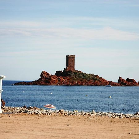 Agay Cap Esterel Le Hameau F2 Clim Plein Sud Dernier Etage Magnifique Vue Mer Saint-Raphael  Exterior photo